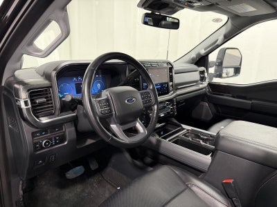 2023 Ford Super Duty F-450 DRW LARIAT