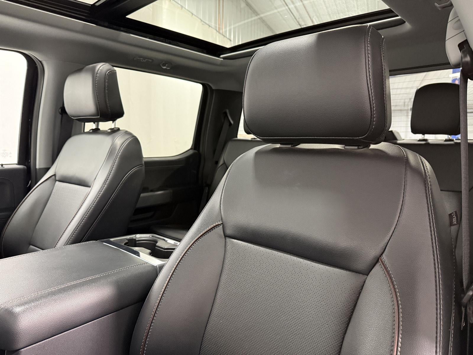 2023 Ford Super Duty F-450 DRW LARIAT