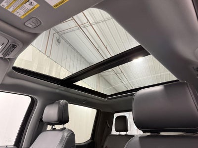2023 Ford Super Duty F-450 DRW LARIAT