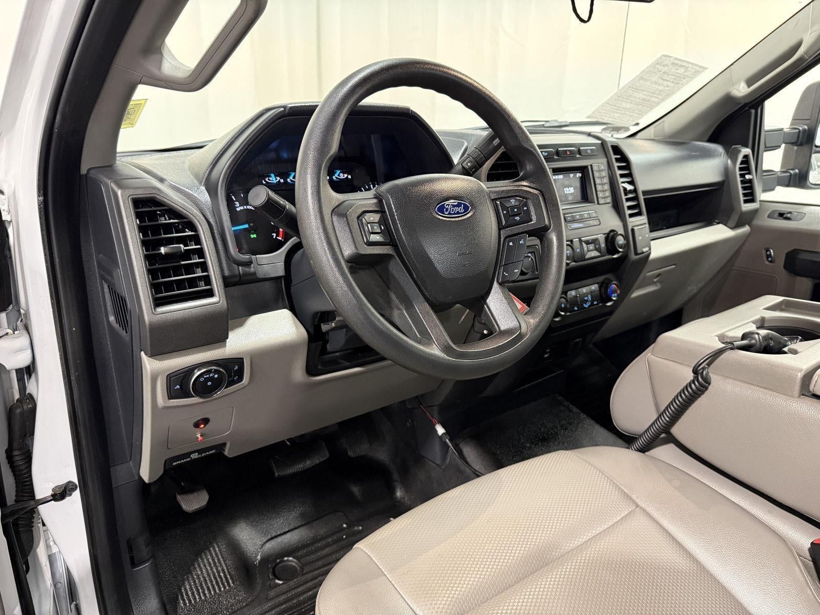 2022 Ford Super Duty F-250 SRW XL