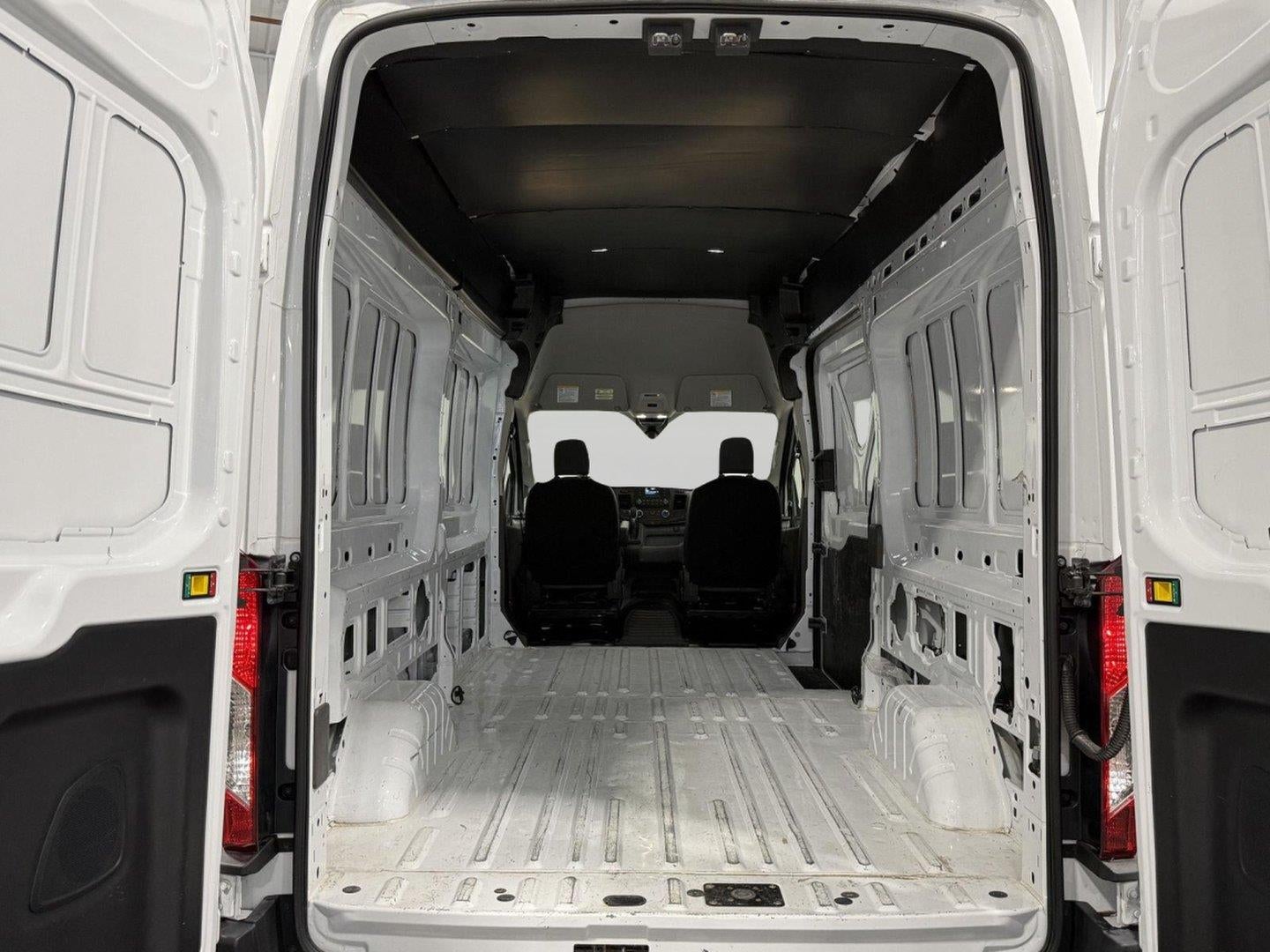 2025 Ford Transit Cargo Van/High Top T-250 148" Hi Rf 9070 GVWR RWD