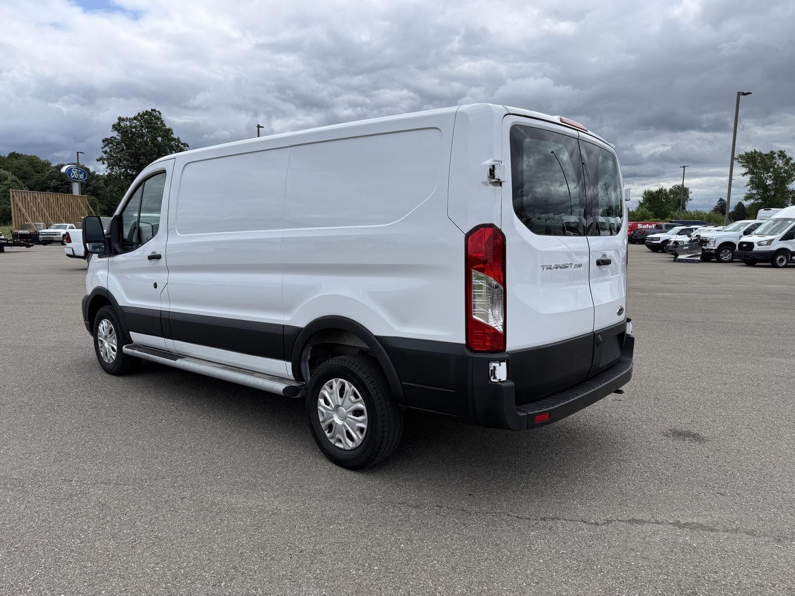 2025 Ford Transit 250