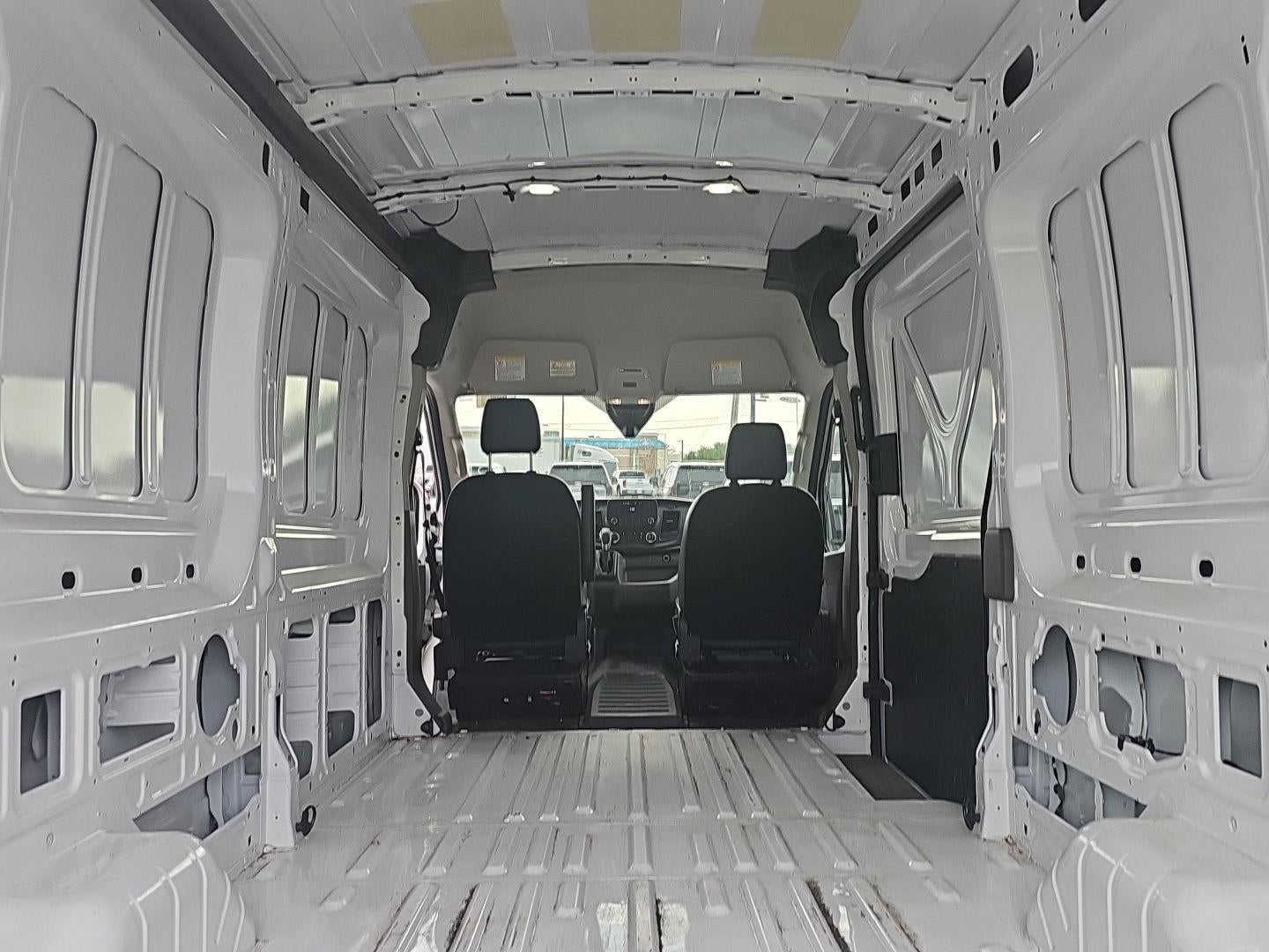 2025 Ford Transit 250
