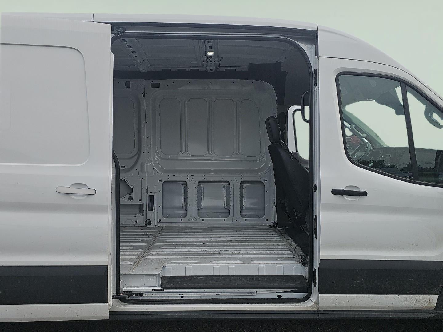 2025 Ford Transit 250