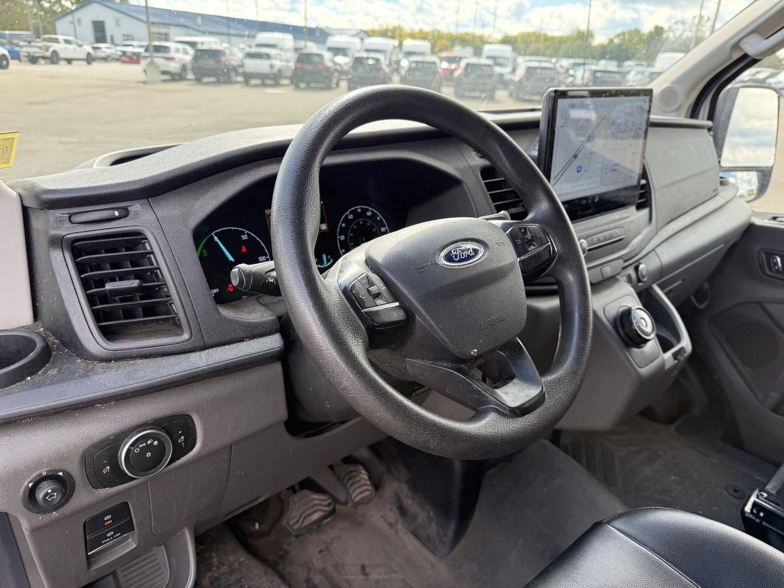 2022 Ford E-Transit 350