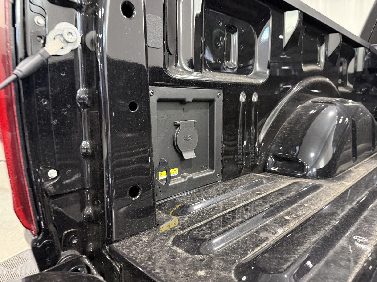 2026 Ford F-150 LARIAT 4WD SuperCrew 5.5' Box