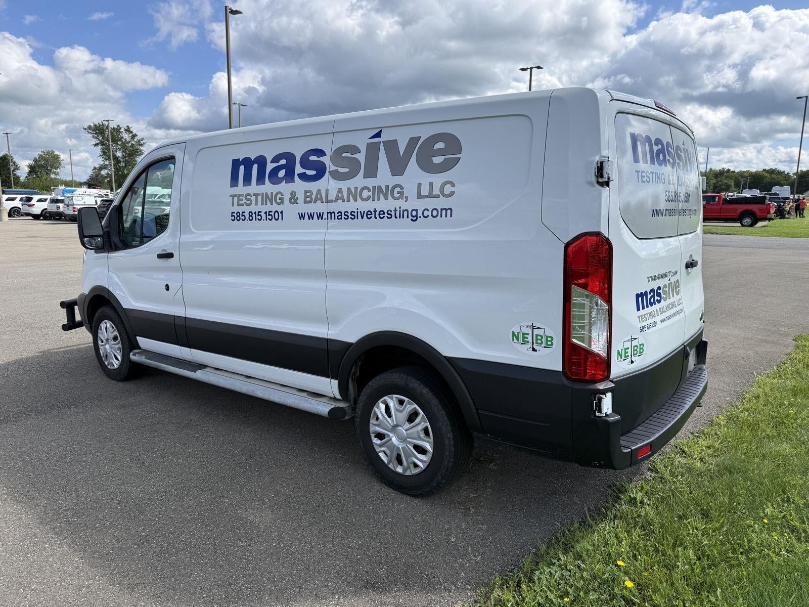 2019 Ford Transit Van T-250 130" Low Rf 9000 GVWR Swing-Out RH Dr