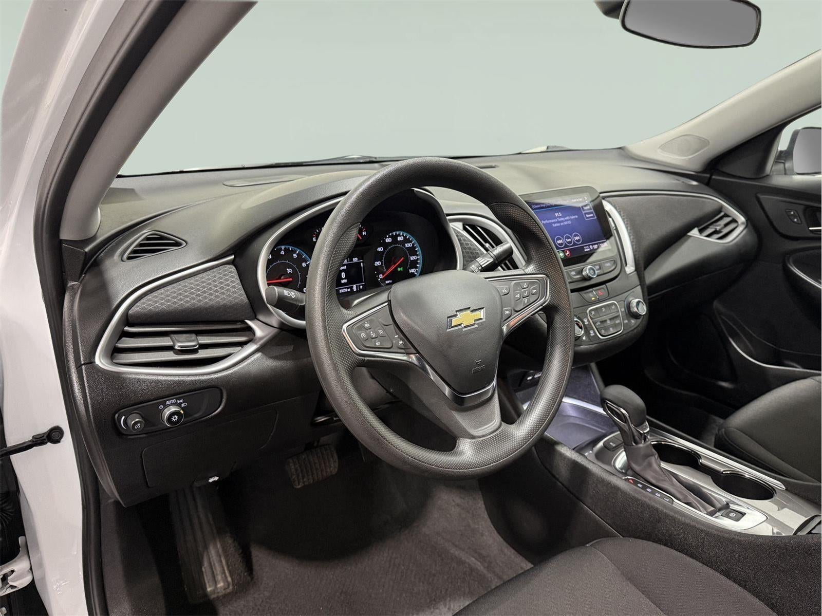 2025 Chevrolet Malibu LT
