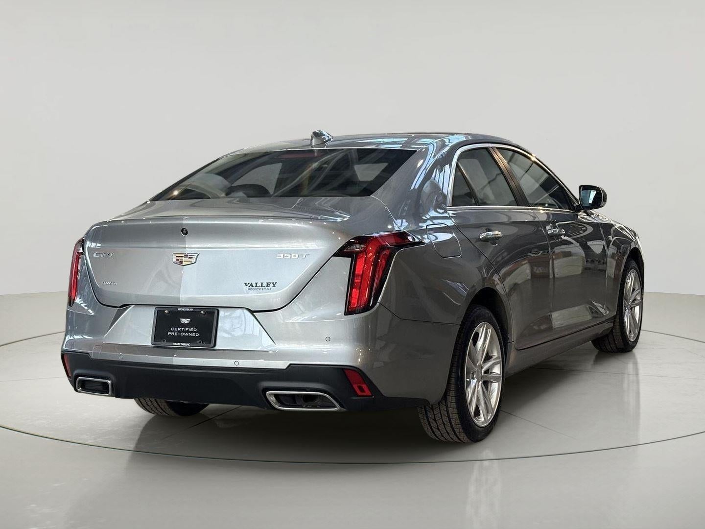 2024 Cadillac CT4 Luxury