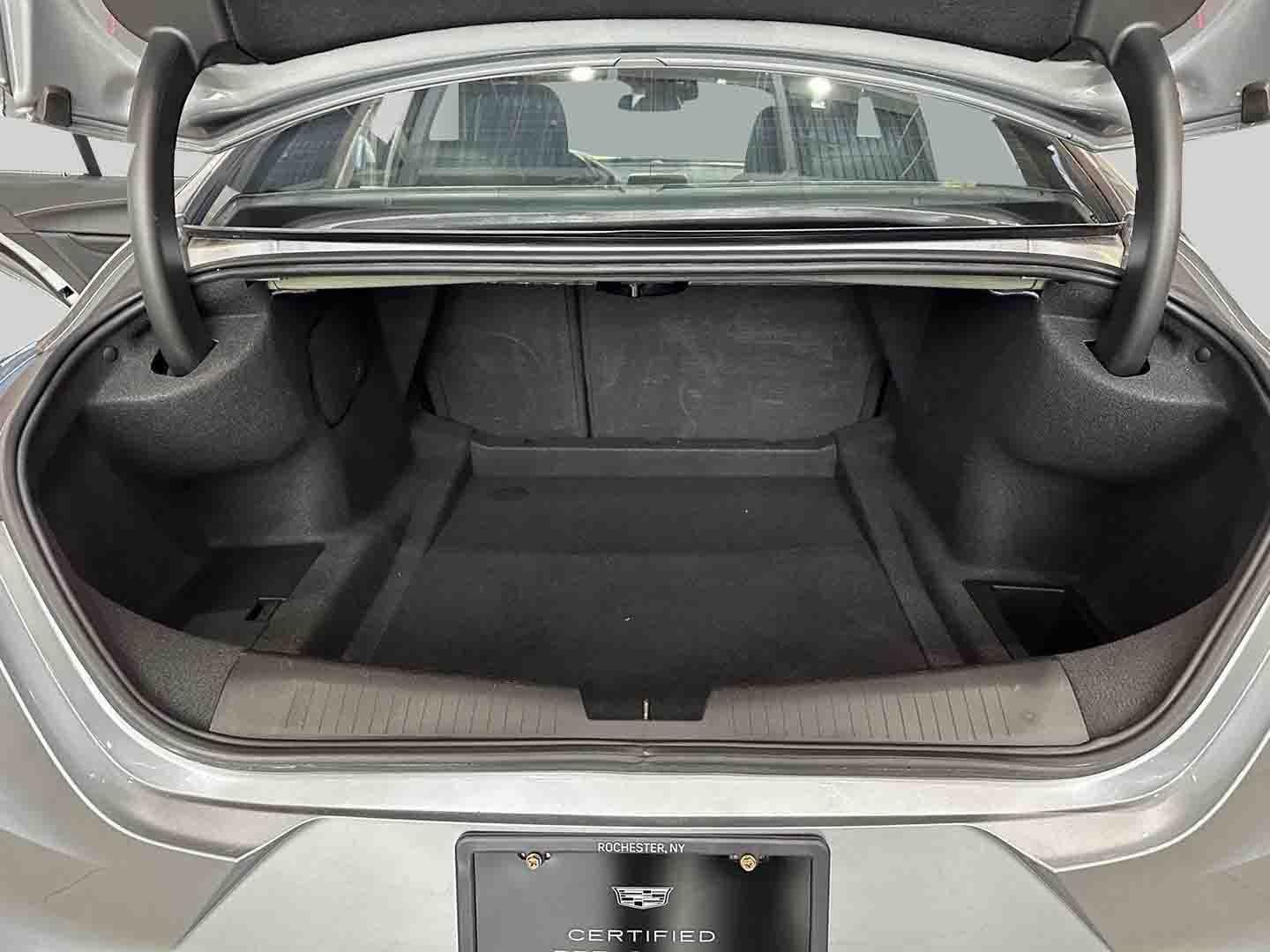 2024 Cadillac CT4 Luxury