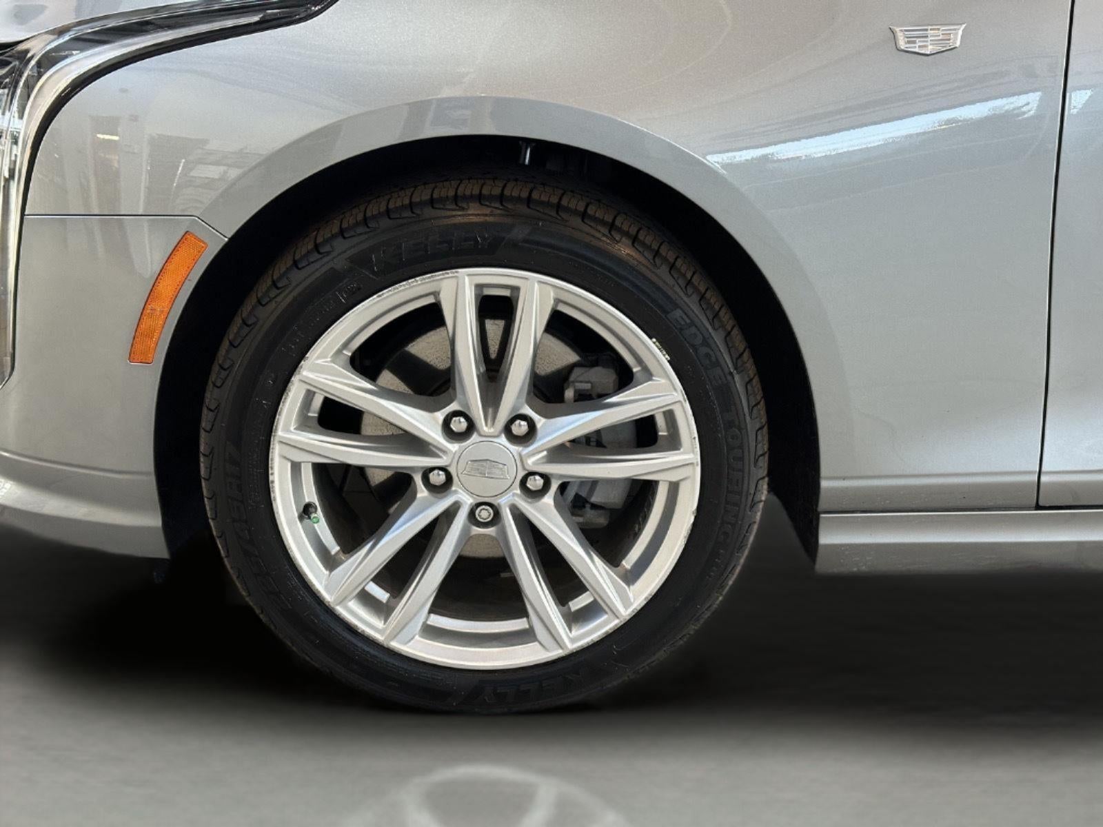 2024 Cadillac CT4 Luxury