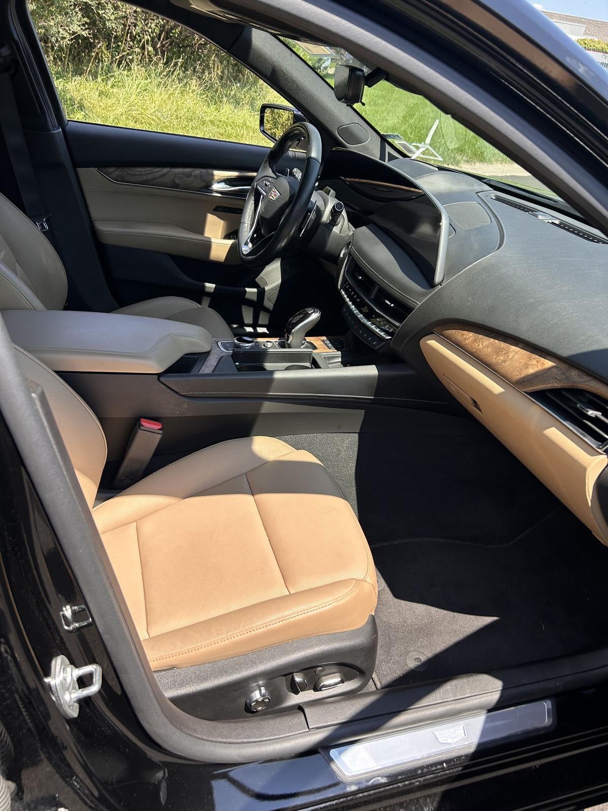 2025 Cadillac CT5 Premium Luxury