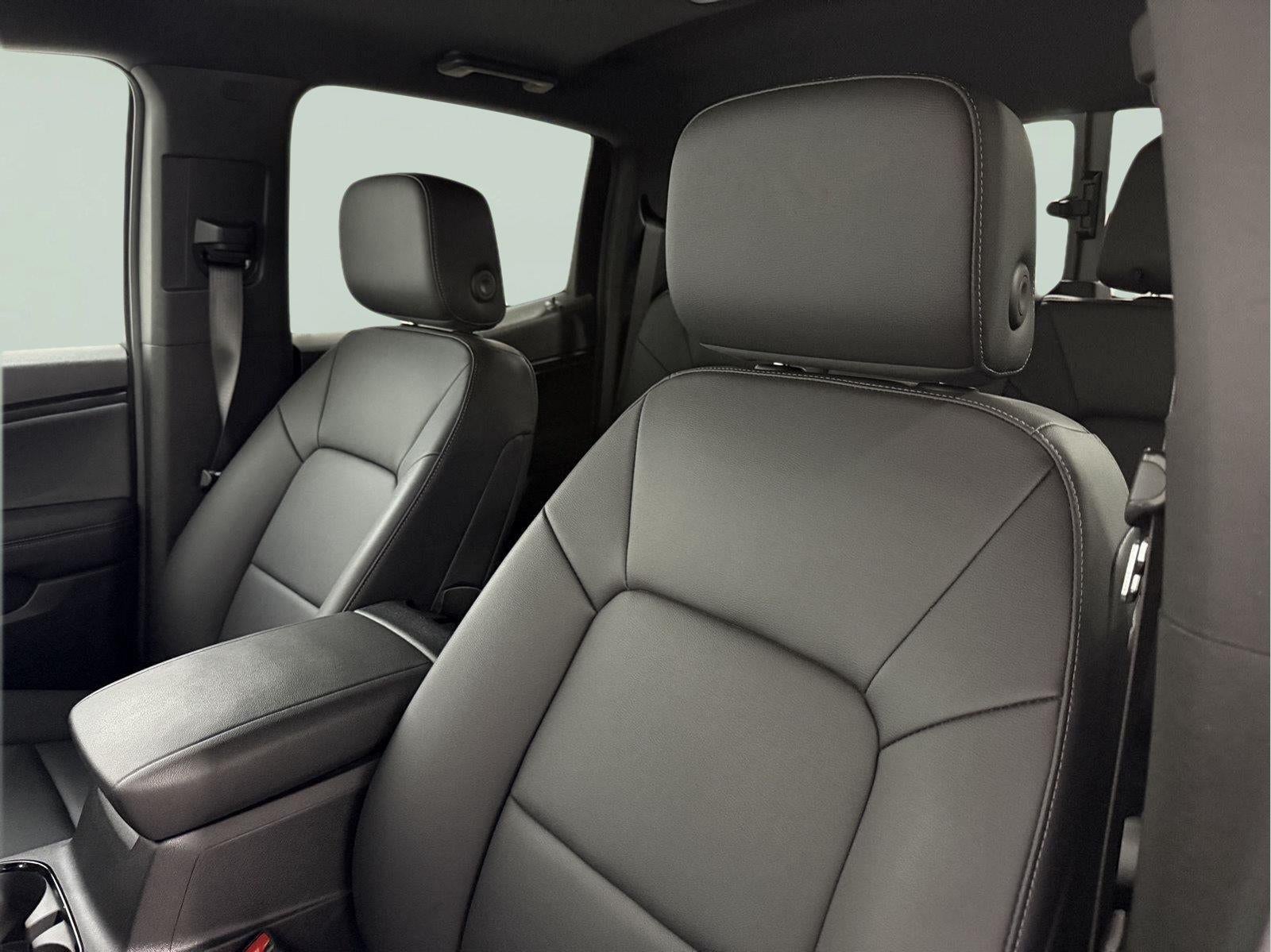 2024 Chevrolet Colorado 4WD LT
