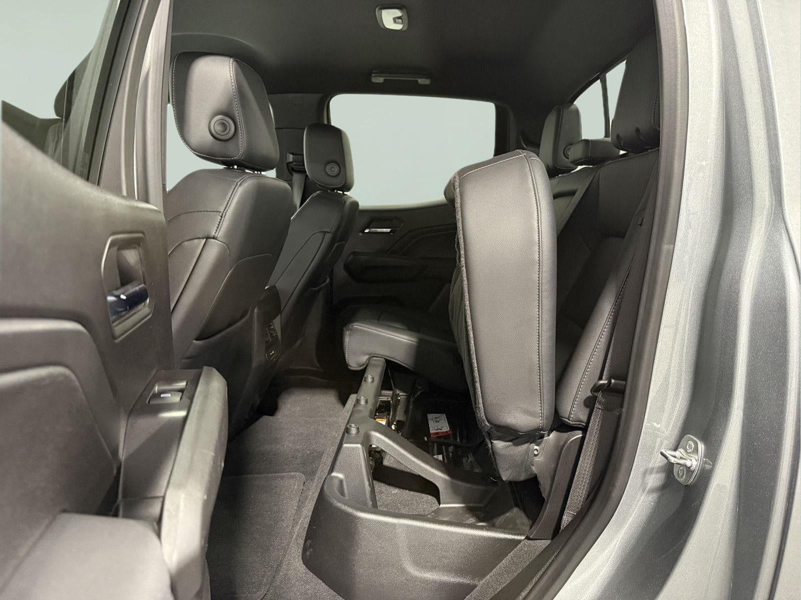2024 Chevrolet Colorado 4WD LT