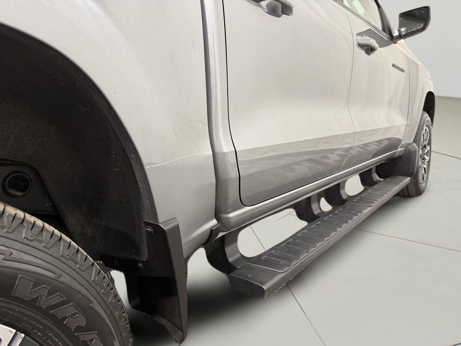 2024 Chevrolet Colorado 4WD LT