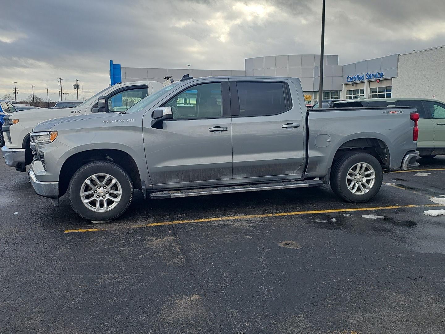2024 Chevrolet Silverado 1500 LT