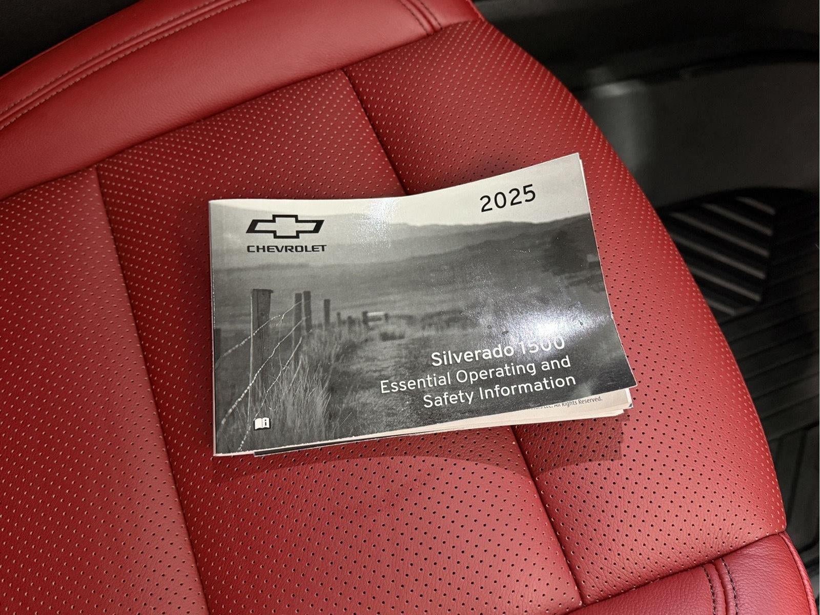 2025 Chevrolet Silverado 1500 RST