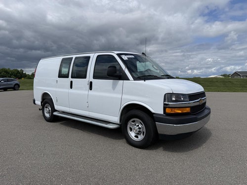 2025 Chevrolet Express Cargo Van RWD 2500 135"