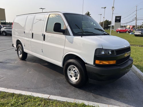 2025 Chevrolet Express Cargo Van RWD 2500 135"