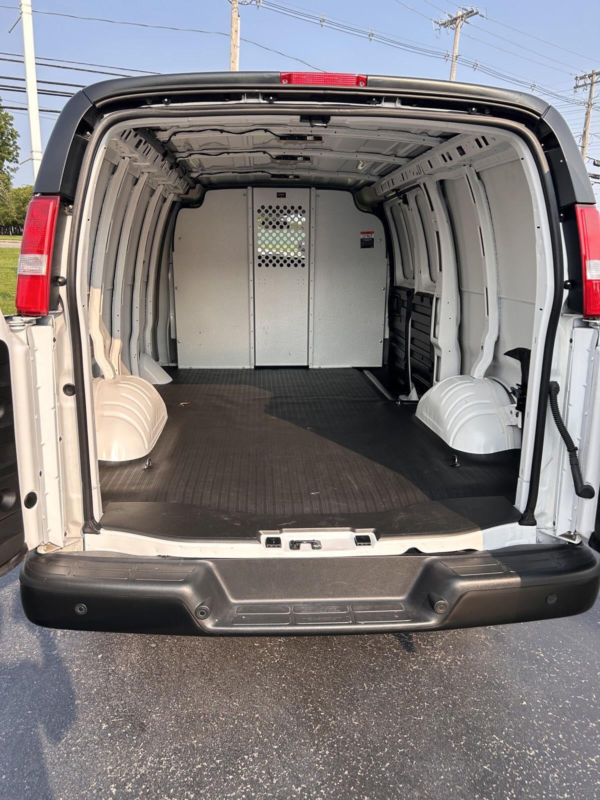2025 Chevrolet Express Cargo Van RWD 2500 135"