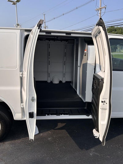 2025 Chevrolet Express Cargo Van RWD 2500 135"
