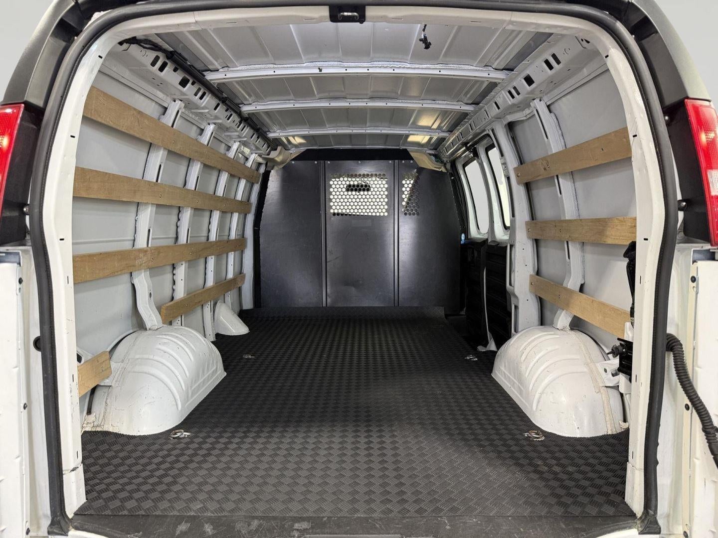 2024 Chevrolet Express Cargo Van RWD 2500 135