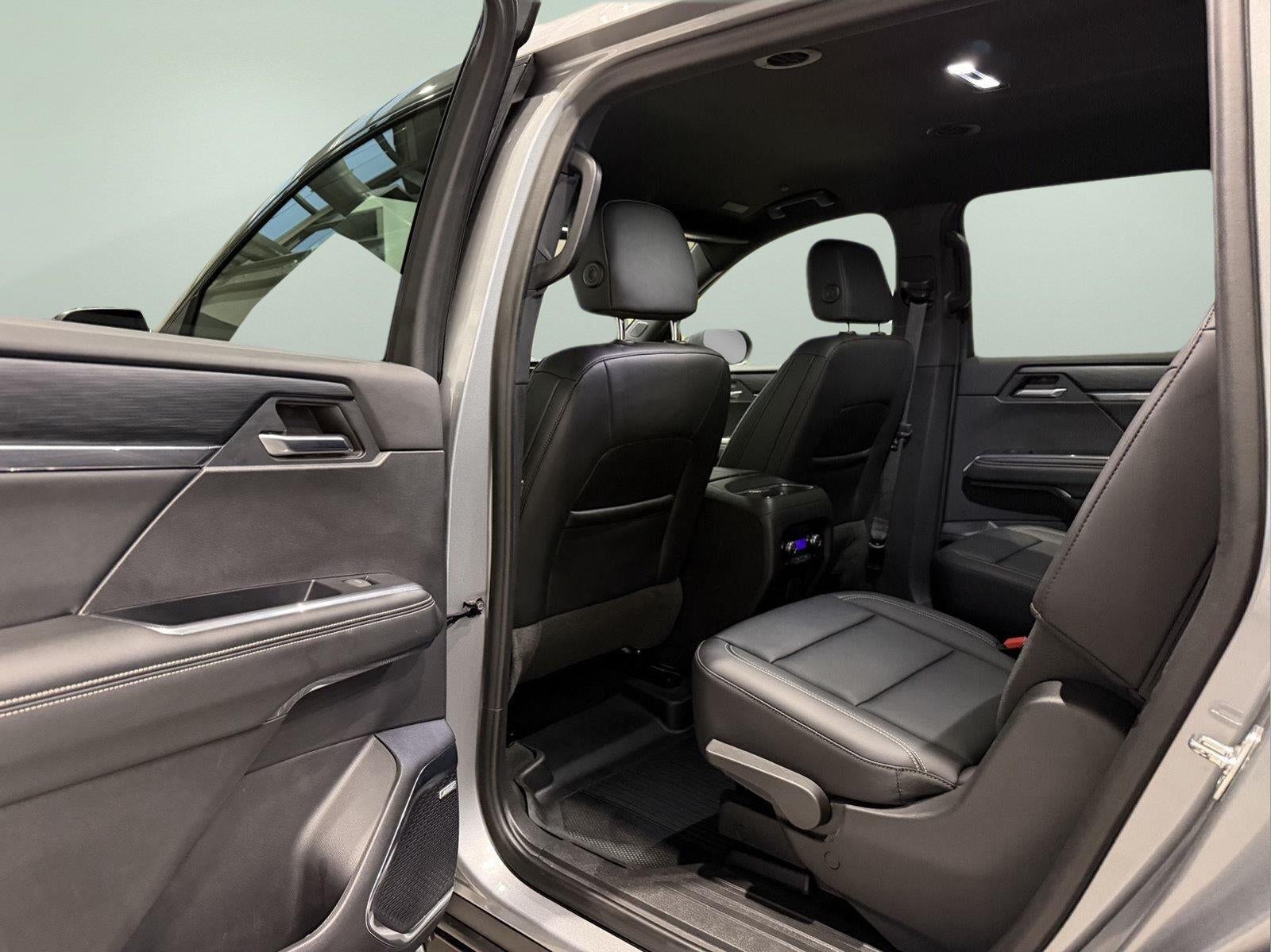 2024 GMC Acadia AWD Elevation