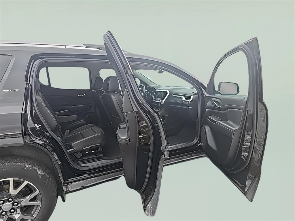 2023 GMC Acadia SLT Fresh Trade! Bose, Remote Start, Heated Seats, Pow