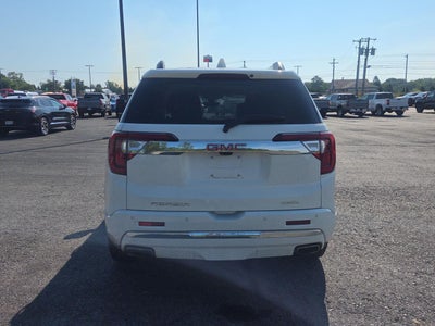 2023 GMC Acadia Denali