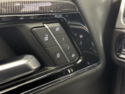 2025 GMC Yukon Elevation