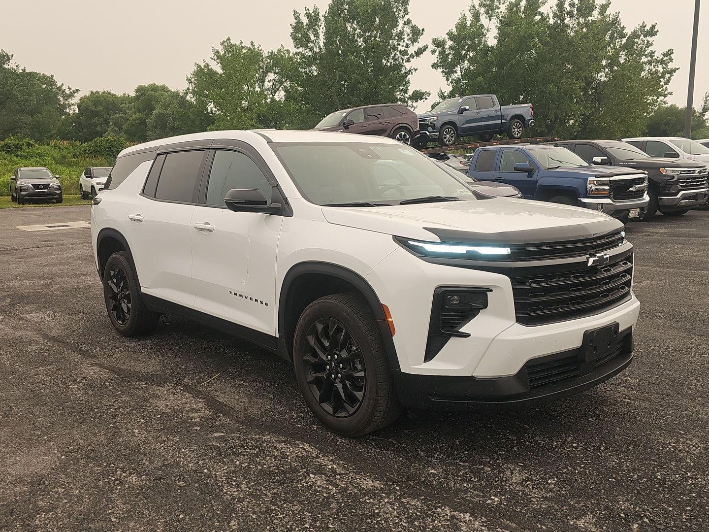 2024 Chevrolet Traverse AWD LS