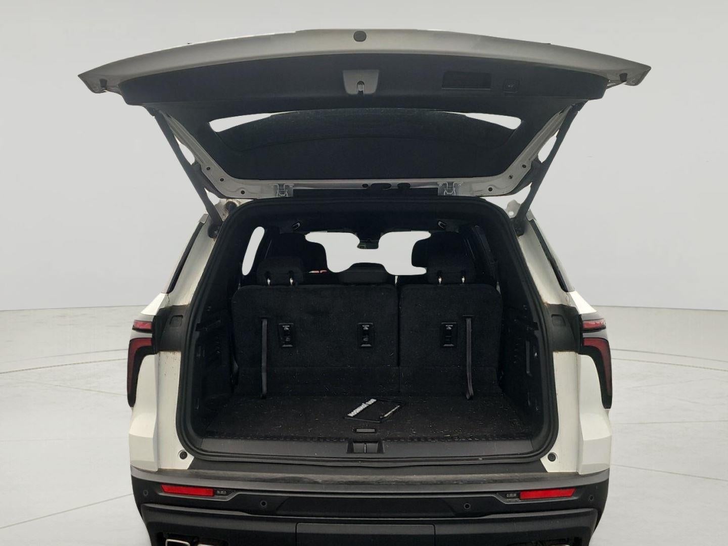 2024 Chevrolet Traverse AWD LS