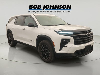 2024 Chevrolet Traverse AWD LS