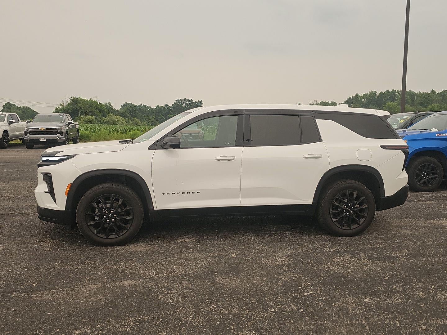 2024 Chevrolet Traverse AWD LS