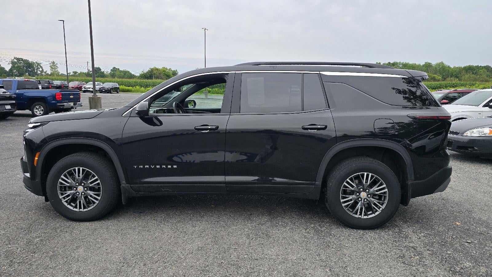 2024 Chevrolet Traverse AWD LT