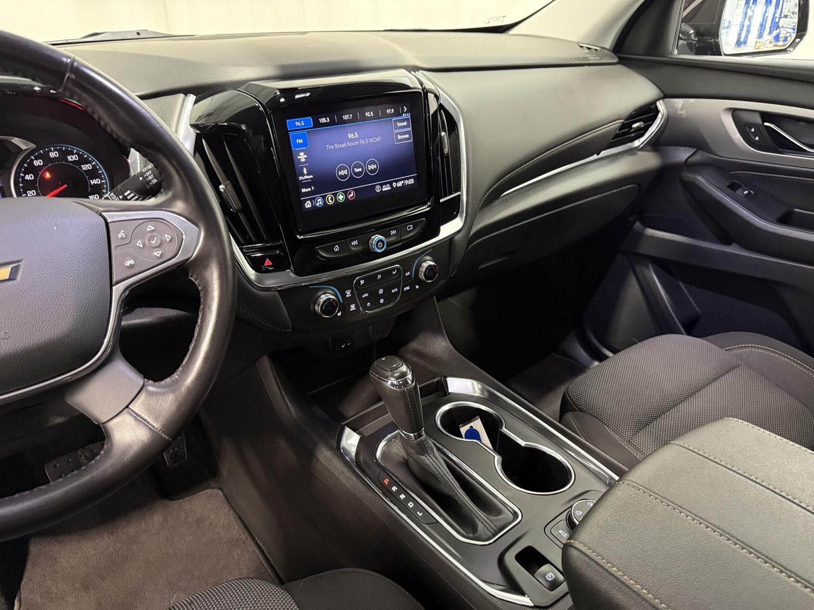 2020 Chevrolet Traverse LT Cloth