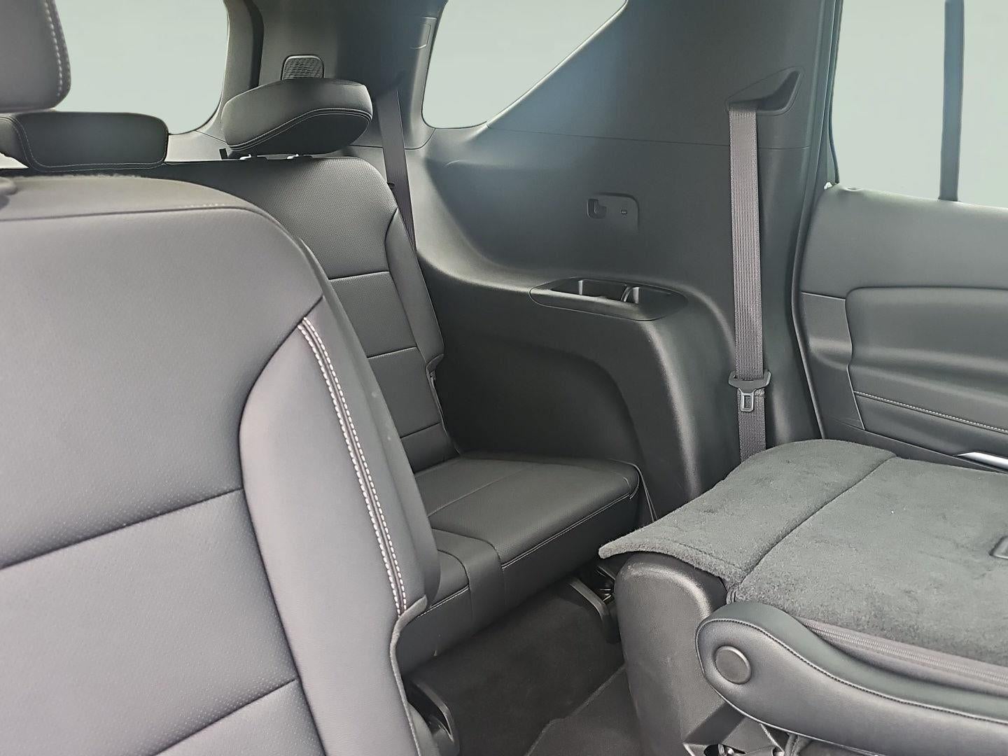 2025 Chevrolet Traverse AWD LT