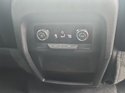 2025 Chevrolet Traverse AWD LT