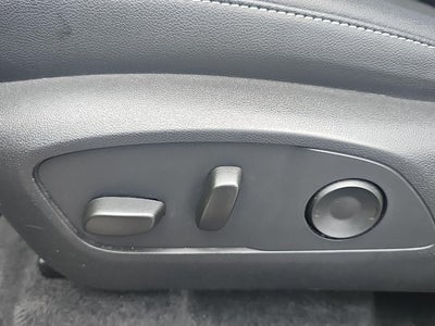 2025 Chevrolet Traverse AWD LT
