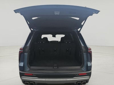 2025 Chevrolet Traverse AWD LT