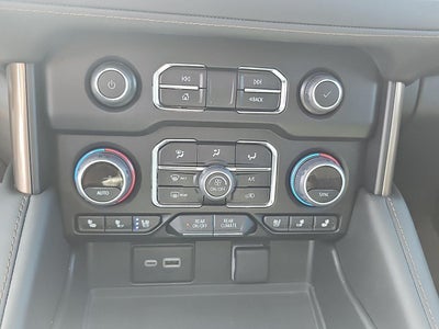 2025 Chevrolet Traverse AWD LT