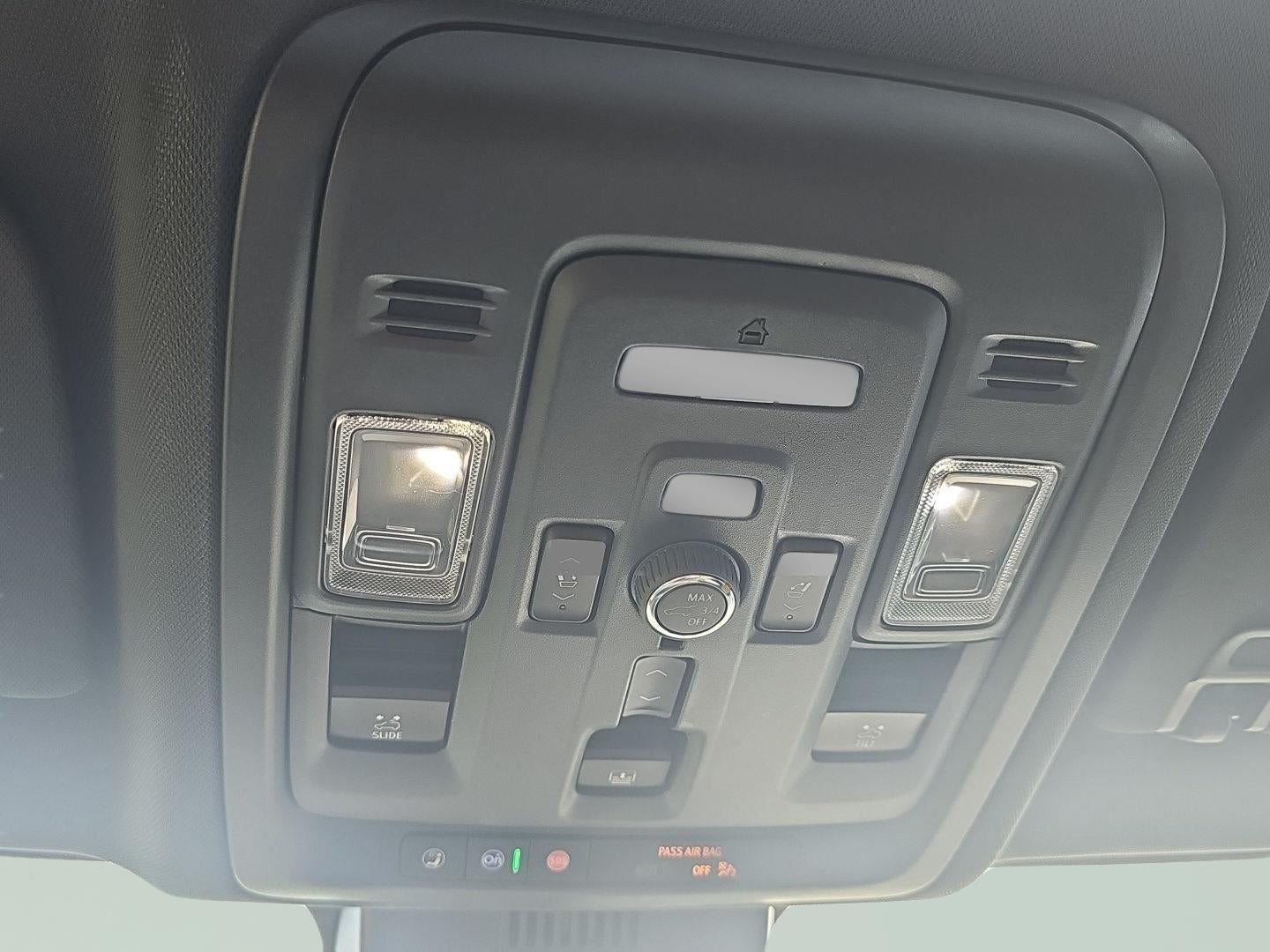 2025 Chevrolet Traverse AWD LT