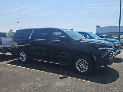 2025 Chevrolet Suburban LT