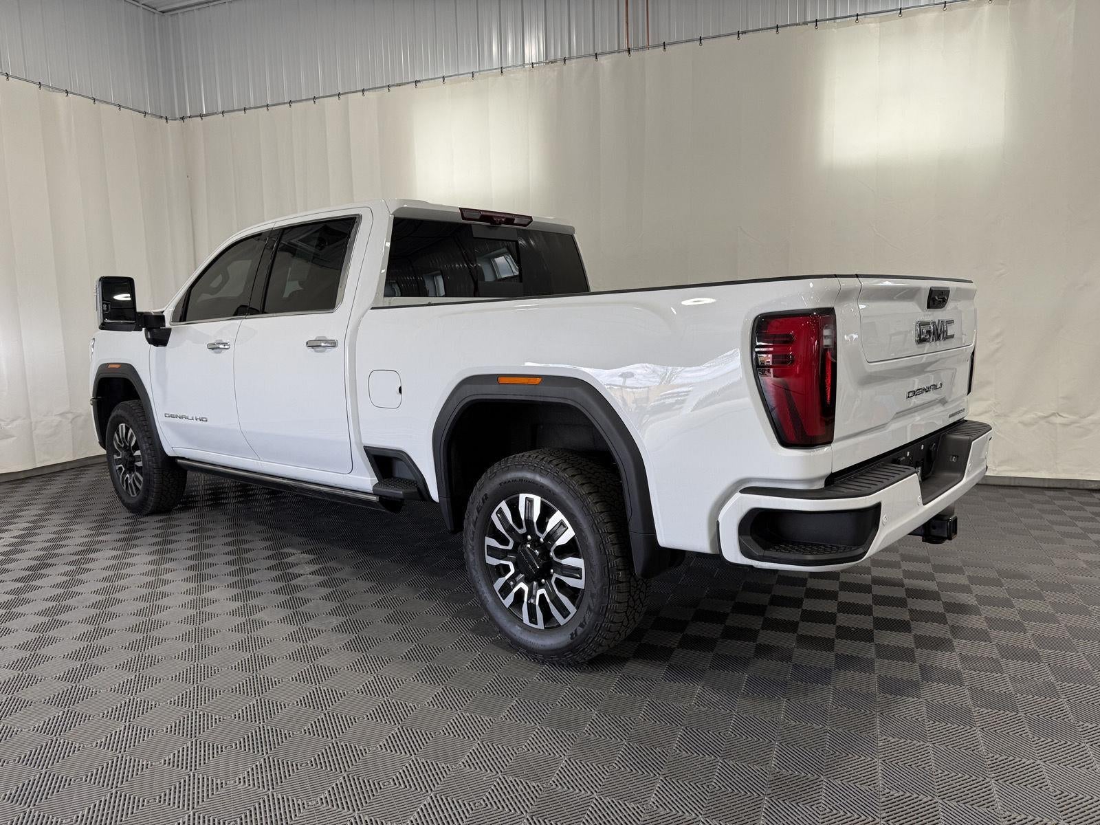 2024 GMC Sierra 2500HD Denali Ultimate