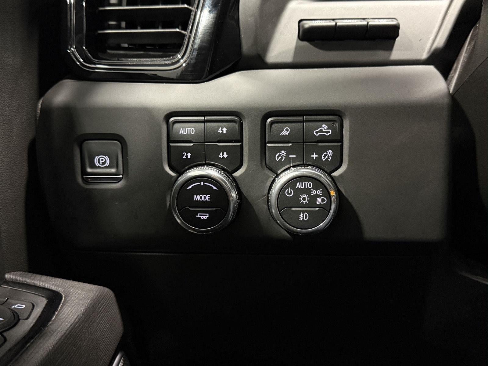 2025 GMC Sierra 2500Hd AT4X