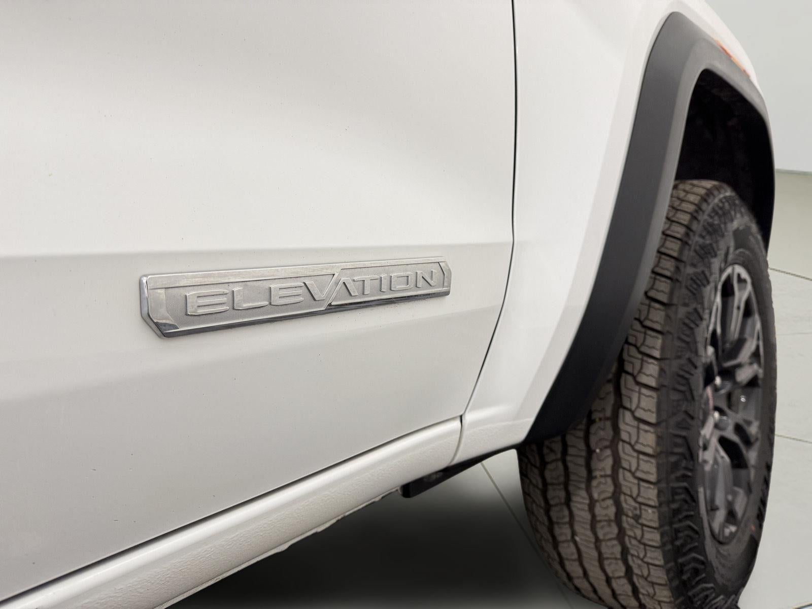 2025 GMC Canyon Elevation