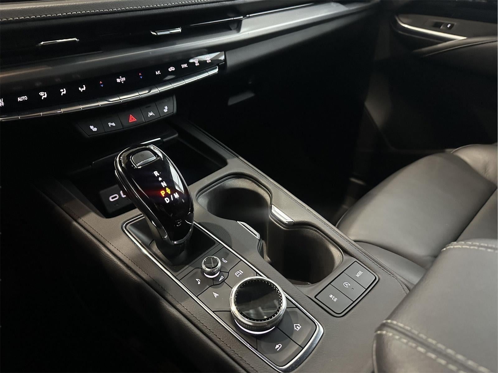 2024 Cadillac XT4 FWD Luxury