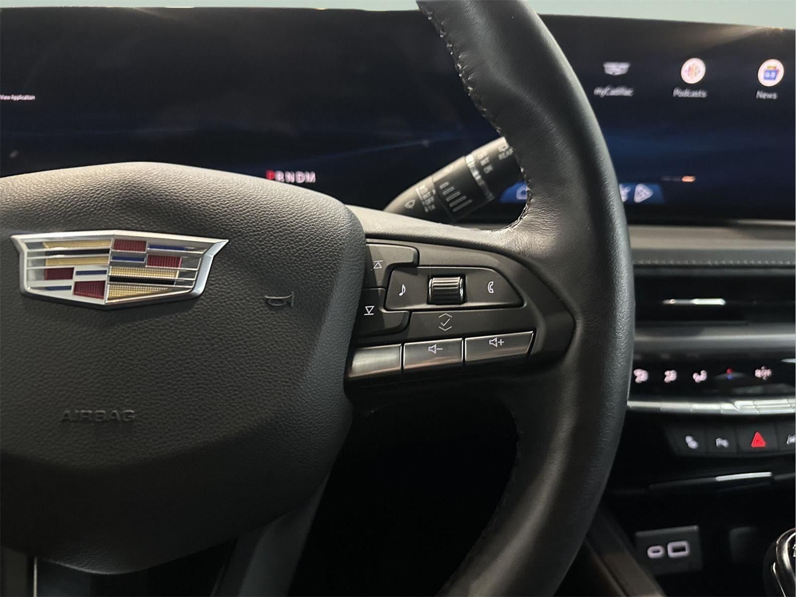 2024 Cadillac XT4 FWD Luxury