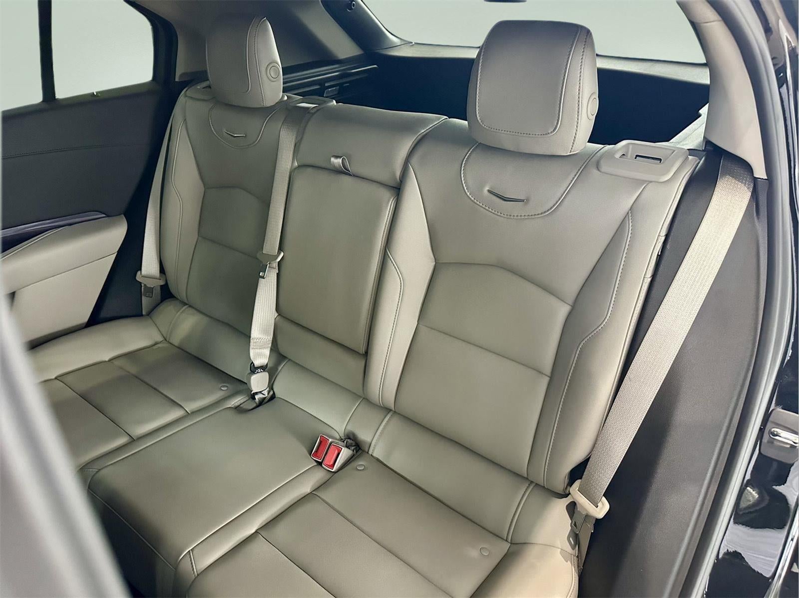 2023 Cadillac XT4 AWD Luxury