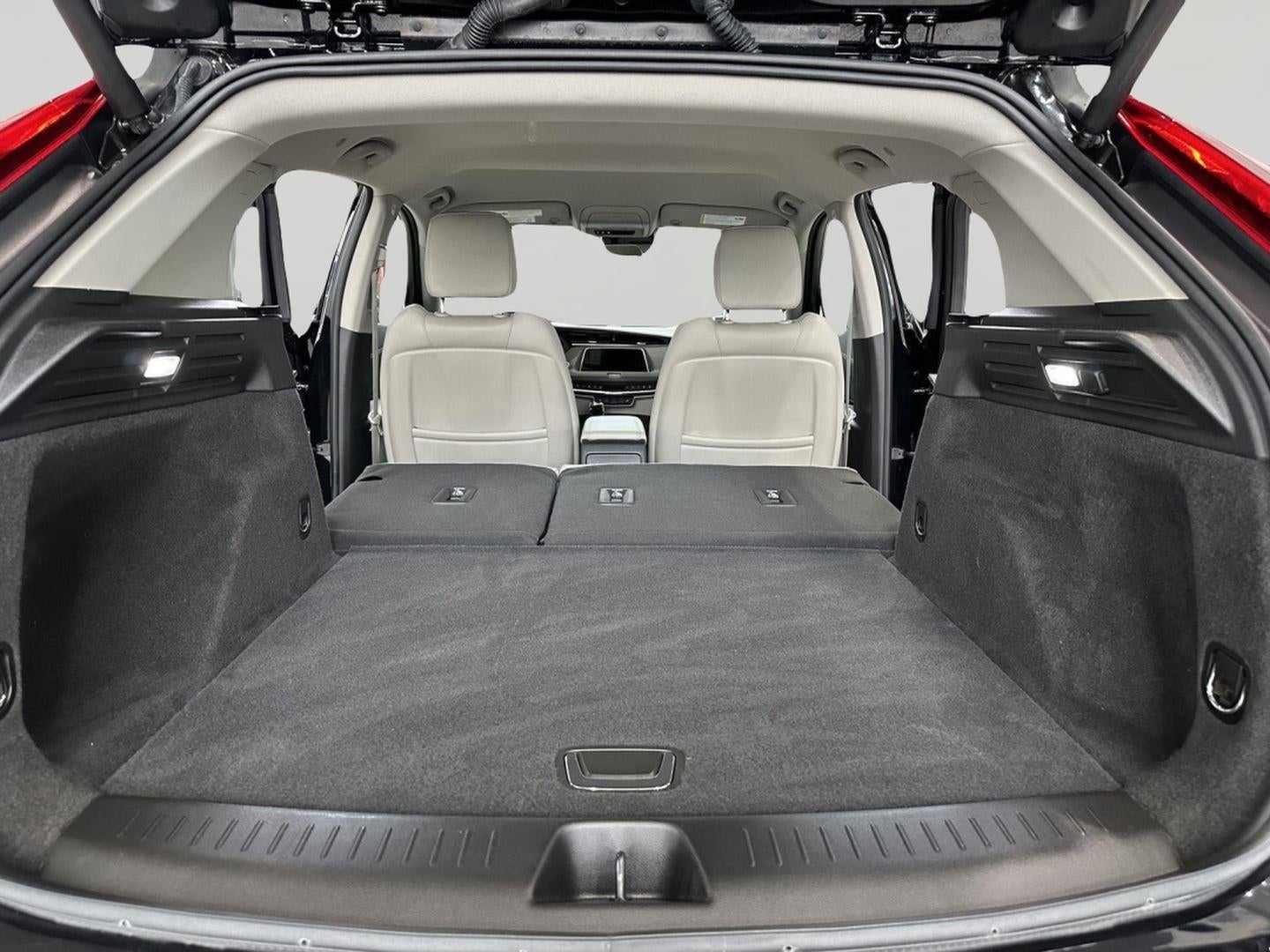 2023 Cadillac XT4 AWD Luxury